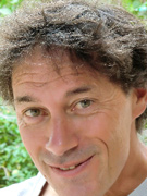 Dr. Ludovic Tenèze