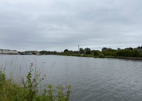 Visite et prises de vue sur les sites Usinor de Denain et Escaudain, en collaboration avec l'association de création audiovisuelle Losange Noir