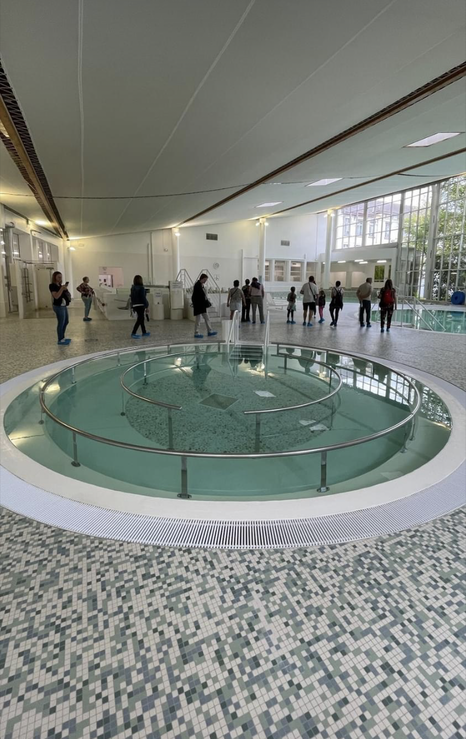 Des visites guidées des thermes ont permis aux habitants et aux visiteurs de découvrir le lieu comme 