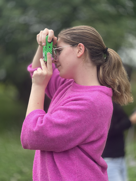 Saint-Amand-les-Eaux, dans le centre-ville, avec une classe de Première option Arts Plastiques