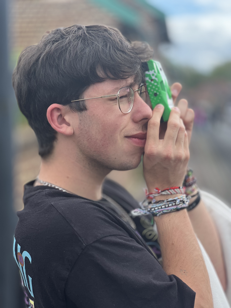 Saint-Amand-les-Eaux, dans le centre-ville, avec une classe de Première option Arts Plastiques