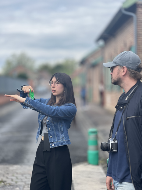 Saint-Amand-les-Eaux, dans le centre-ville, avec une classe de Première option Arts Plastiques