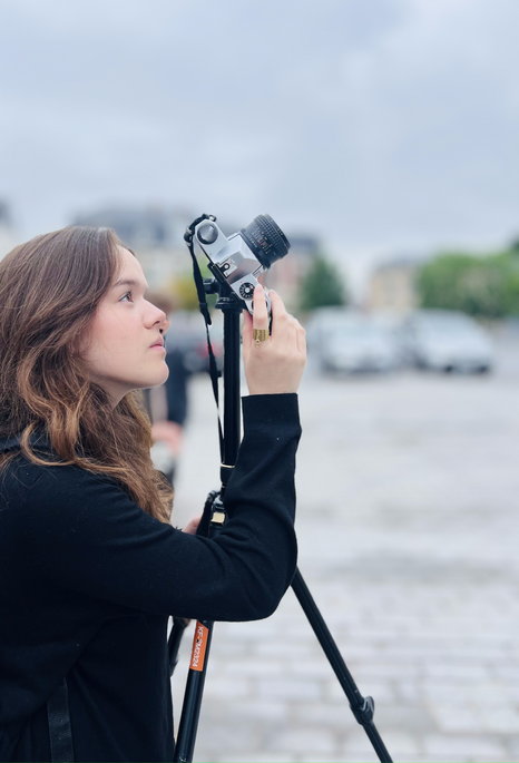 Saint-Amand-les-Eaux, dans le centre-ville, avec une classe de Première option Arts Plastiques
