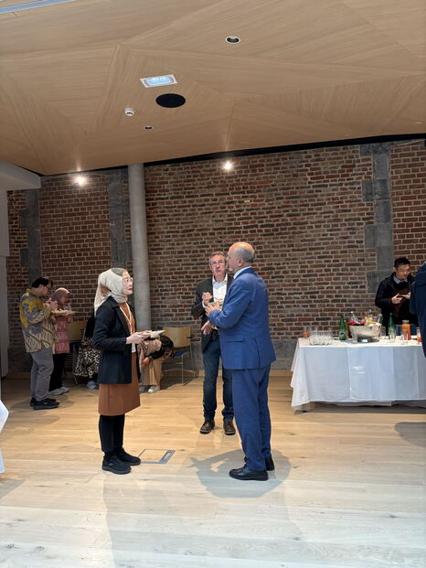 Attaché pour l'éducation de l'Ambassade d'Indonésie à Paris, Président de l'UPHF et Directeur INSA Hauts-de-France