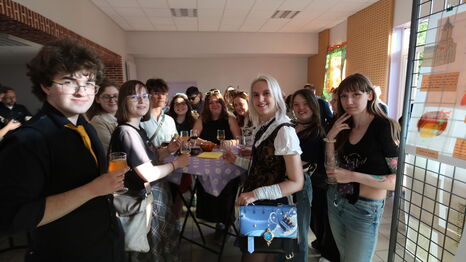 Vernissage de l'expositions en présence des étudiants de la licence Arts plastiques