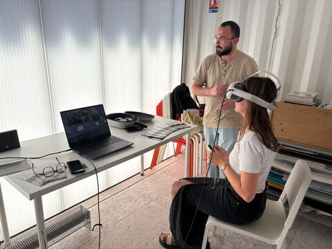 Ateliers de numérisation, de recueil de témoignages et de feed-back, animés par Maxence Petit